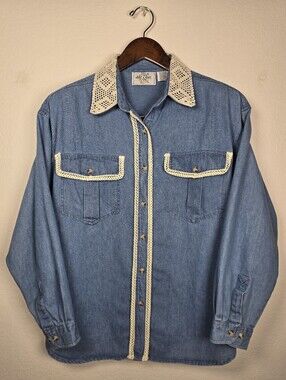 VTG 90s Just Class Denim Crochet Lace Trim Button Up Shirt Size Large